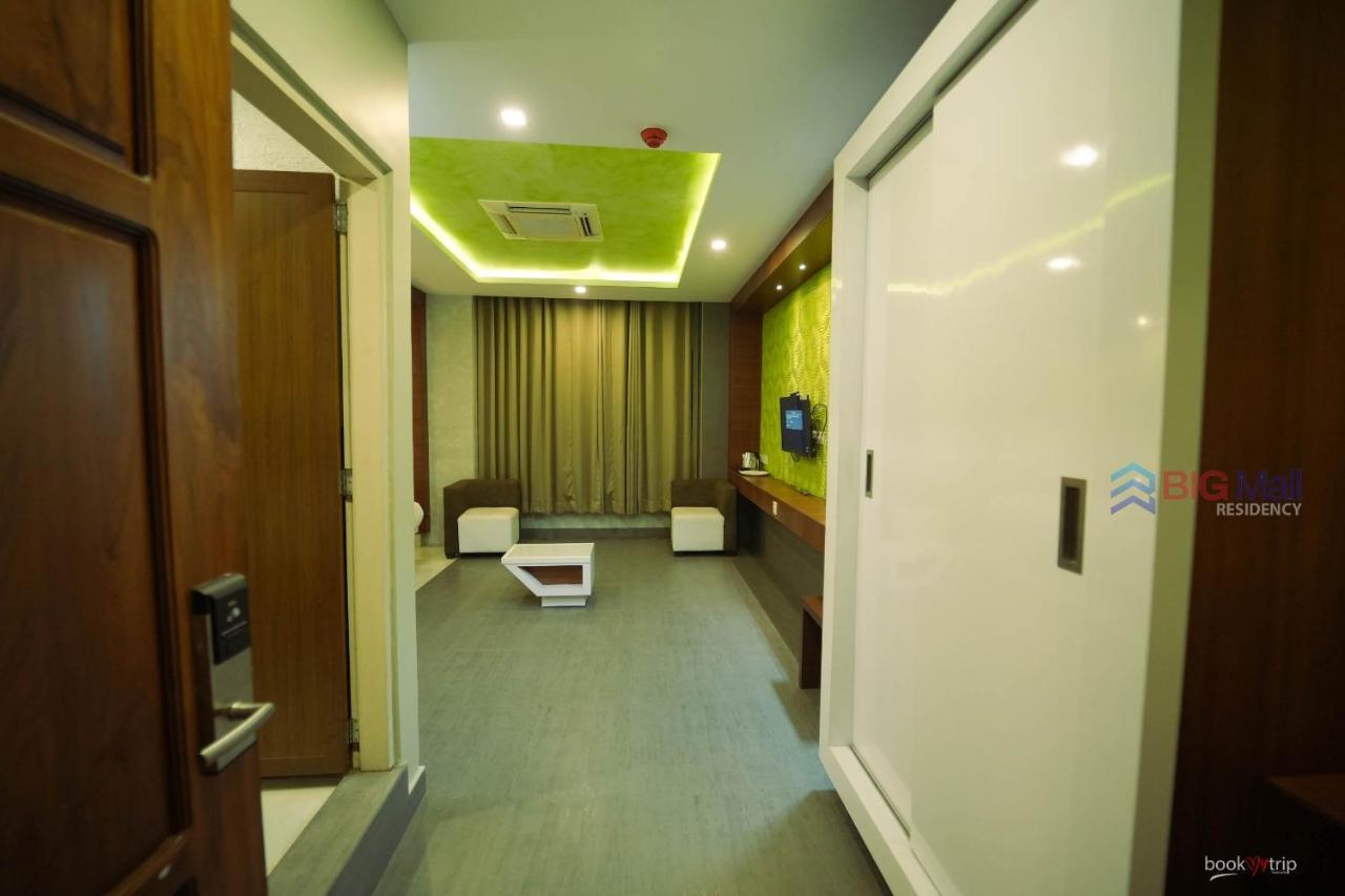 Bigmall Residency Hotel Kannangad Ngoại thất bức ảnh